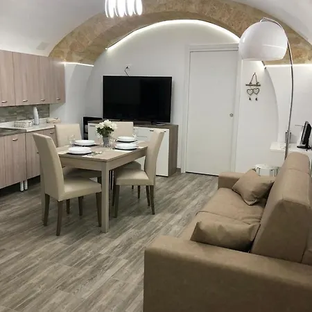 Dimora Vittoria Case de vacanță *